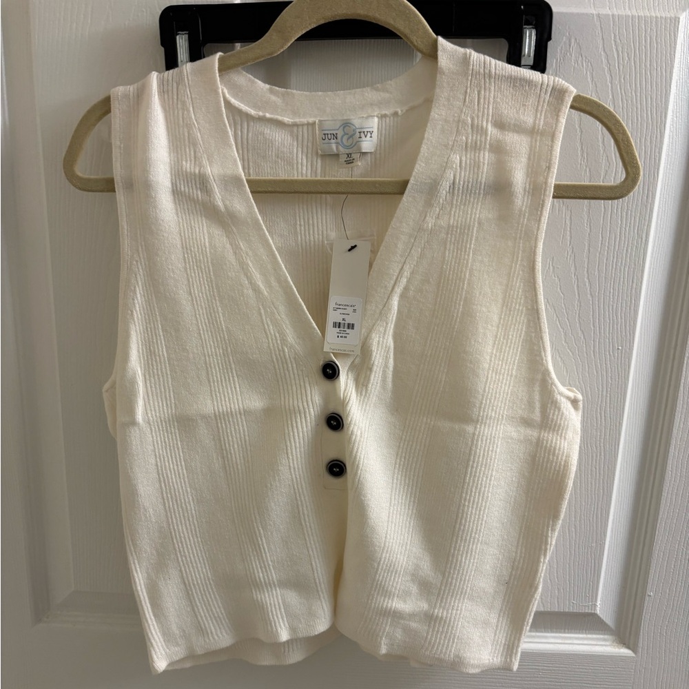 White cream sleeveless top